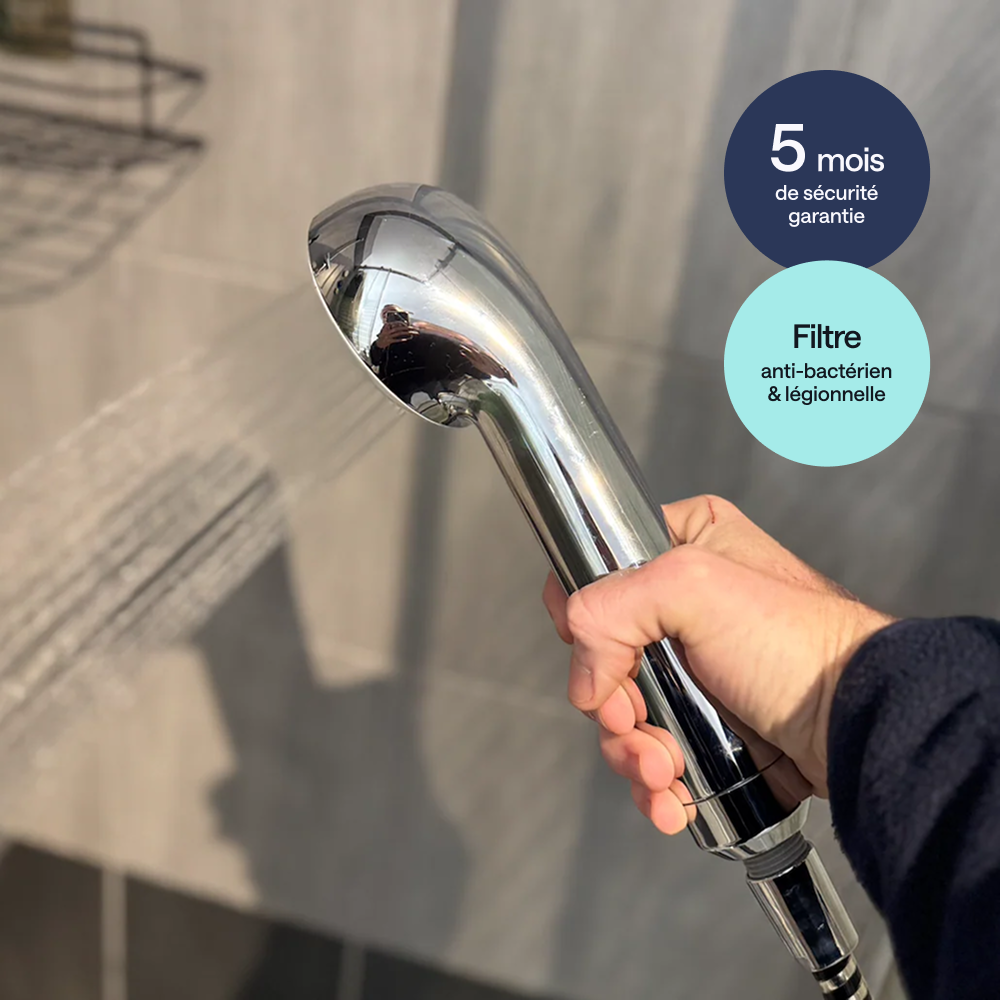 Vue de coté filtre douche SC5 Dyese chrome — filtration 0,2 micron